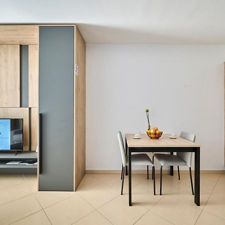 Supreme Studio Apartment Bijoux Umag Kültér fotó