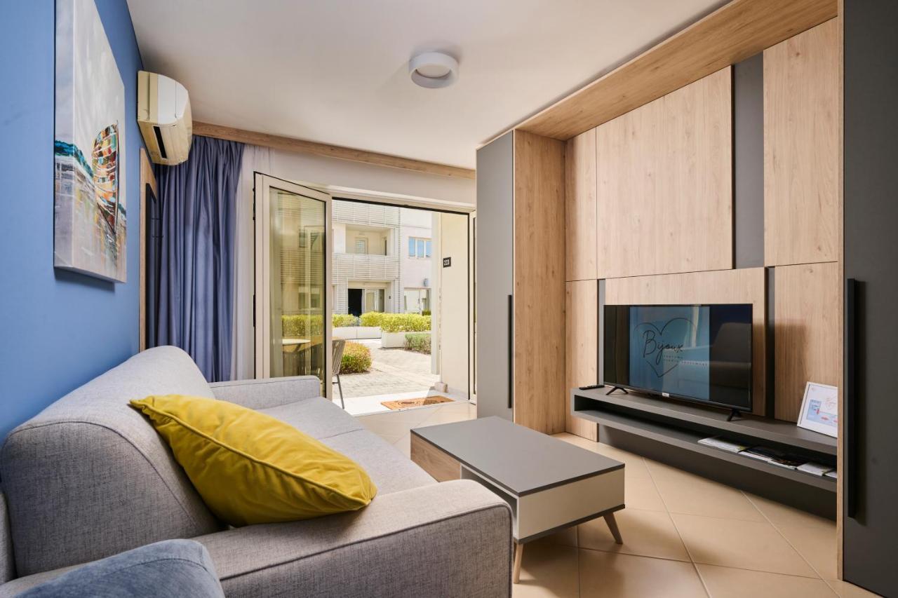 Supreme Studio Apartment Bijoux Umag Kültér fotó